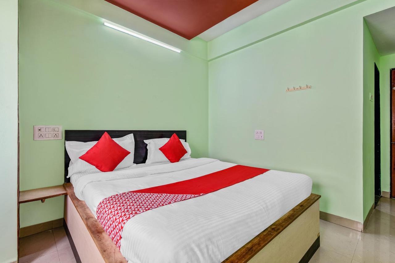 Oyo Hotel Samarth Lodge Solapur Zewnętrze zdjęcie