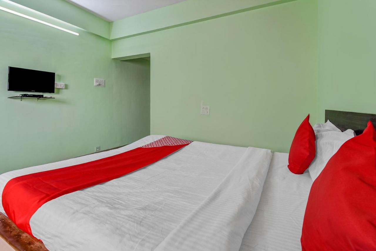 Oyo Hotel Samarth Lodge Solapur Zewnętrze zdjęcie