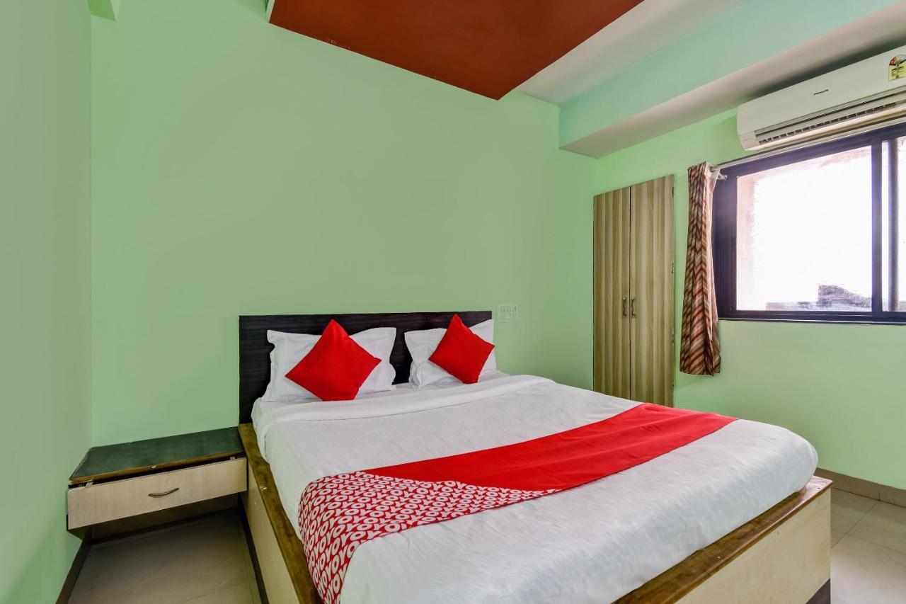 Oyo Hotel Samarth Lodge Solapur Zewnętrze zdjęcie