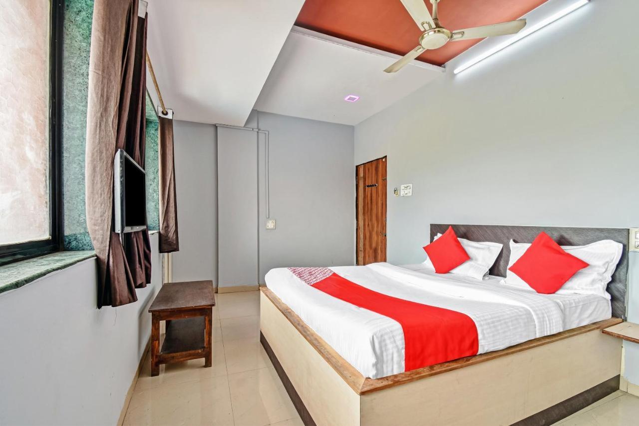 Oyo Hotel Samarth Lodge Solapur Zewnętrze zdjęcie